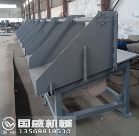 单台板振动放矿机设计 单台板振动放矿机设计