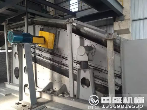 弛张筛筛分粘性物料设备 弛张筛筛分粘性物料设备